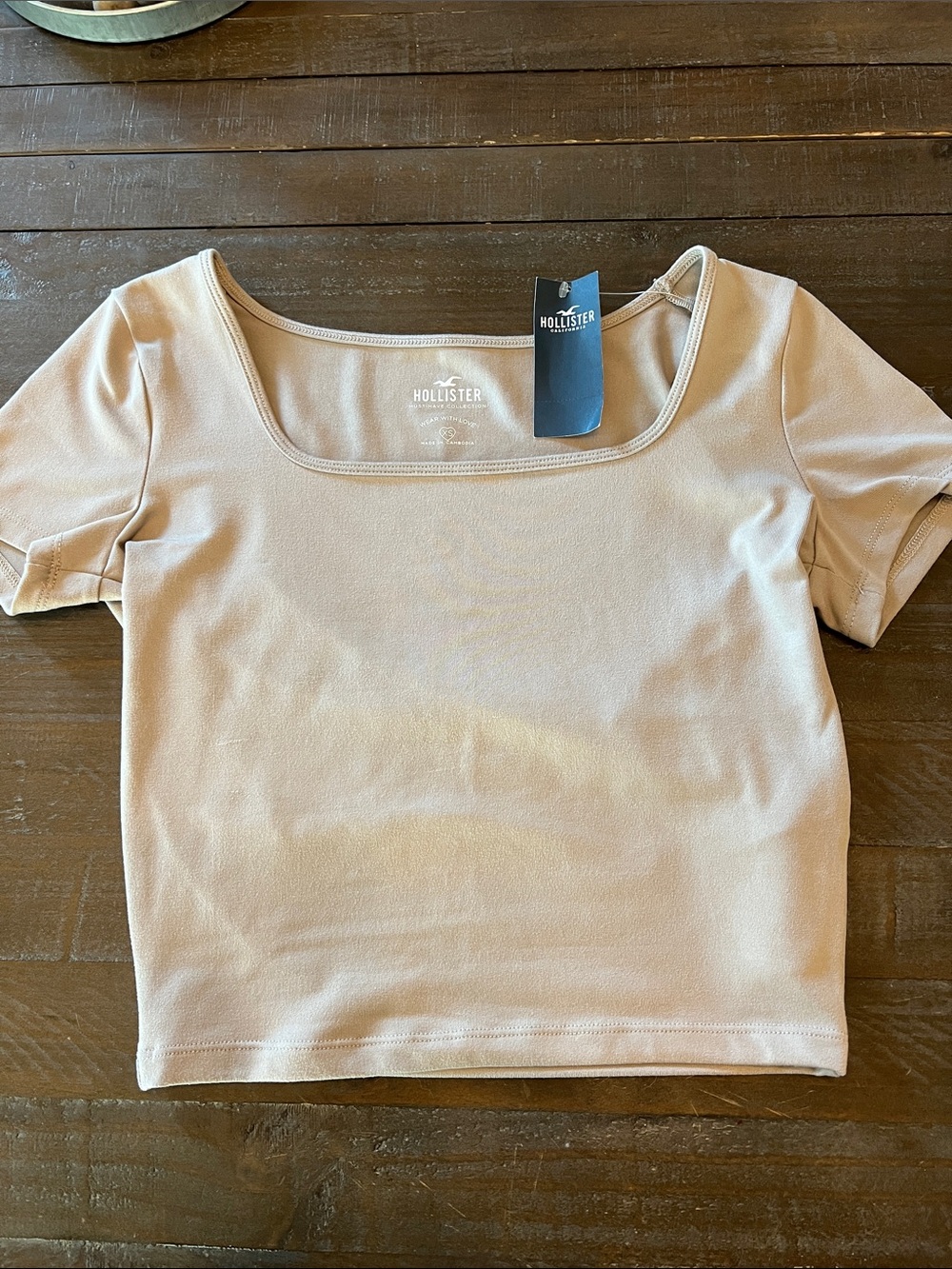 NWT Hollister Women’s Square Neck Short Sleeve Crop Top in Light Beige